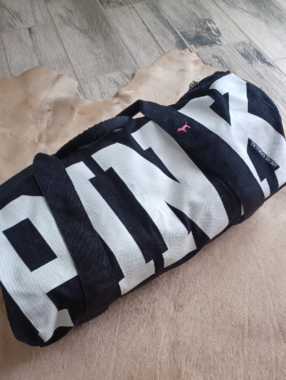 PINK Victiria's Secret Travel/ Gym Bag
